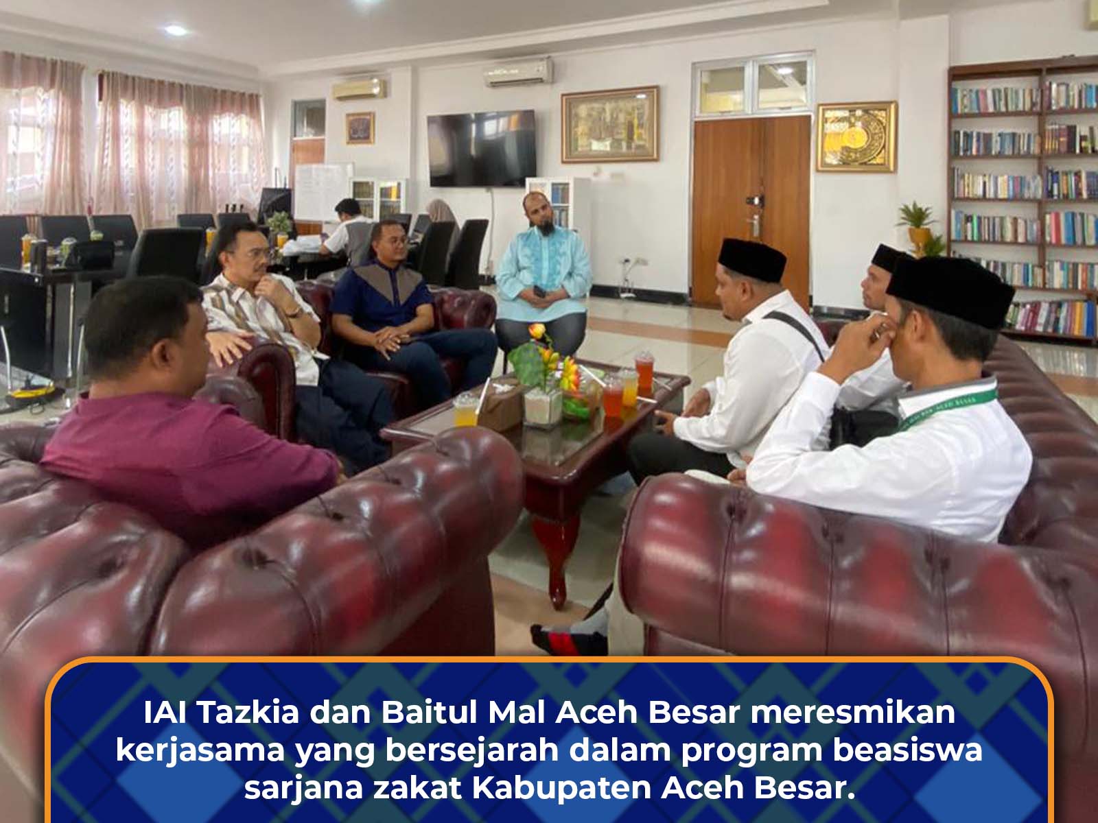 Penandatanganan MoU antara IAI Tazkia dan Baitul Mal Aceh Besar untuk Program Beasiswa Sarjana Zakat