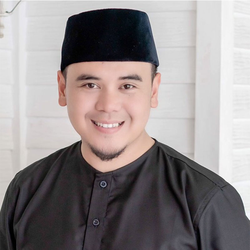 <b>Ust. Hilman Fauzi</b>
