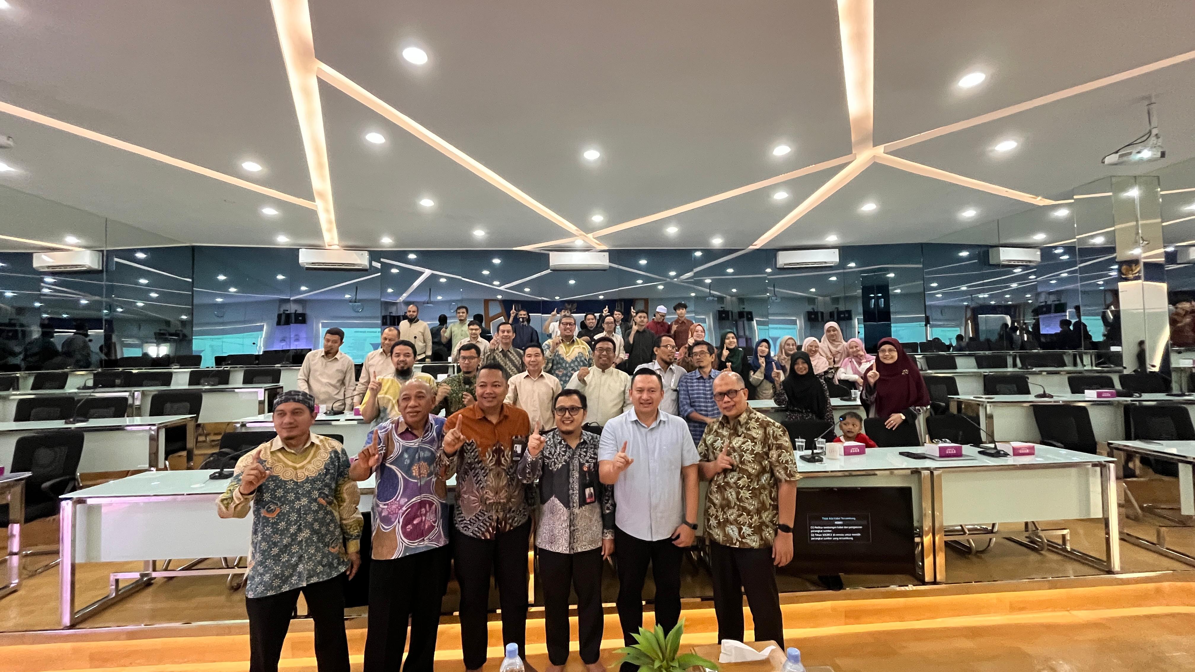 Foto Bersama MNC Sekuritas IDX Universitas Tazkia