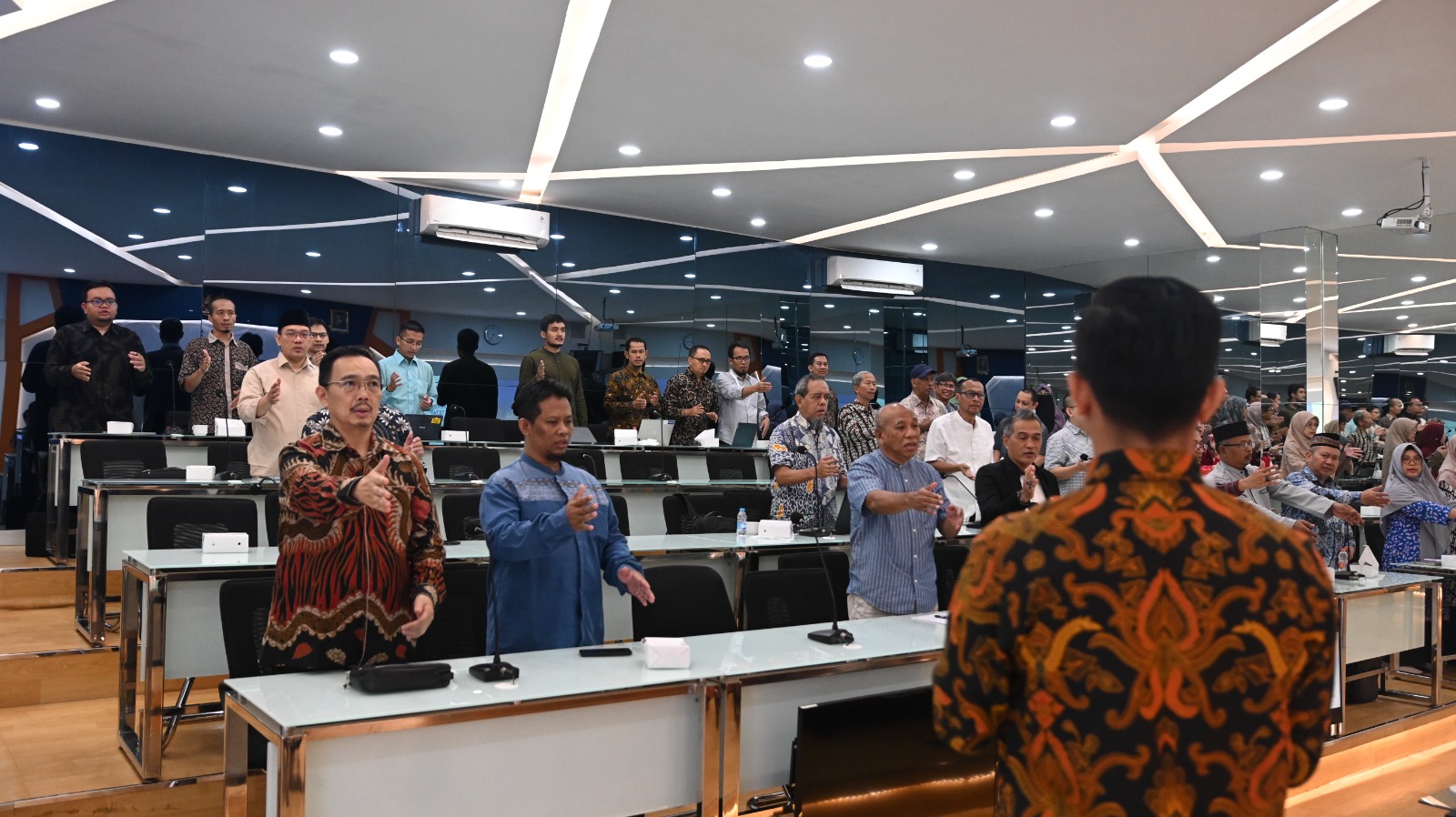Penguatan OBE dalam meningkatkan Mutu Pembelajaran Mahasiswa dan Tri Dharma Kampus 2