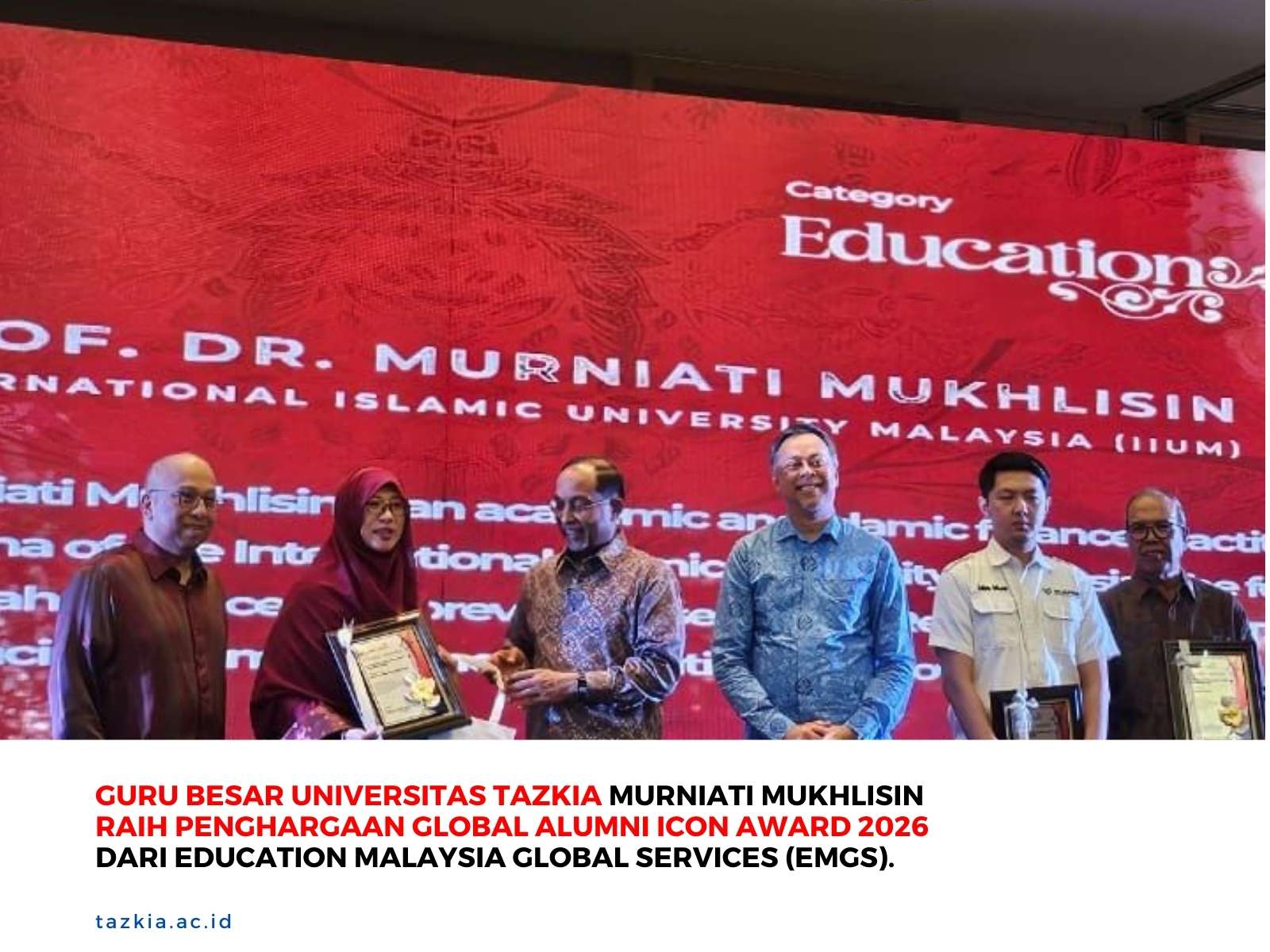 Guru Besar Universitas Tazkia, Murniati Mukhlisin, Raih Penghargaan Global Alumni Icon Award 2026
