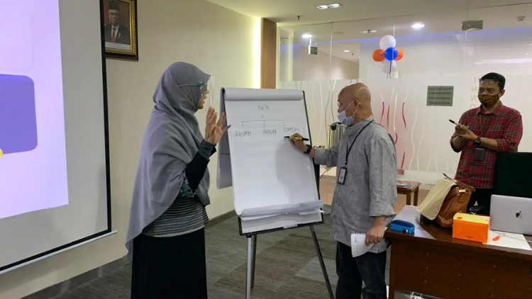 BRI Finance Gandeng LPPM Tazkia Gelar Training Shariah Overview
