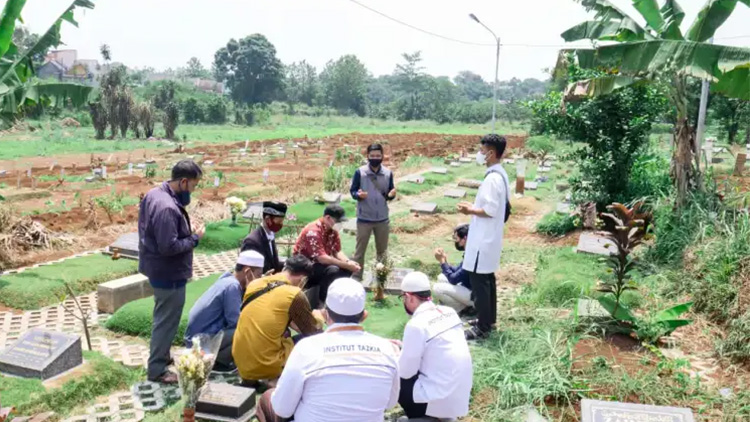 Kunjungan ke Pendahulu Tazkia, Kenang Perjuangan & Tumbuhkan Semangat Perjuangan