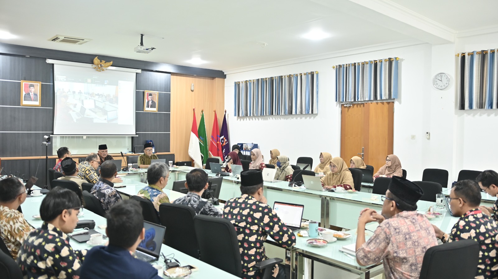 tazkia syafii fotobareng rapat tazkia rapat universitastazkia universitas