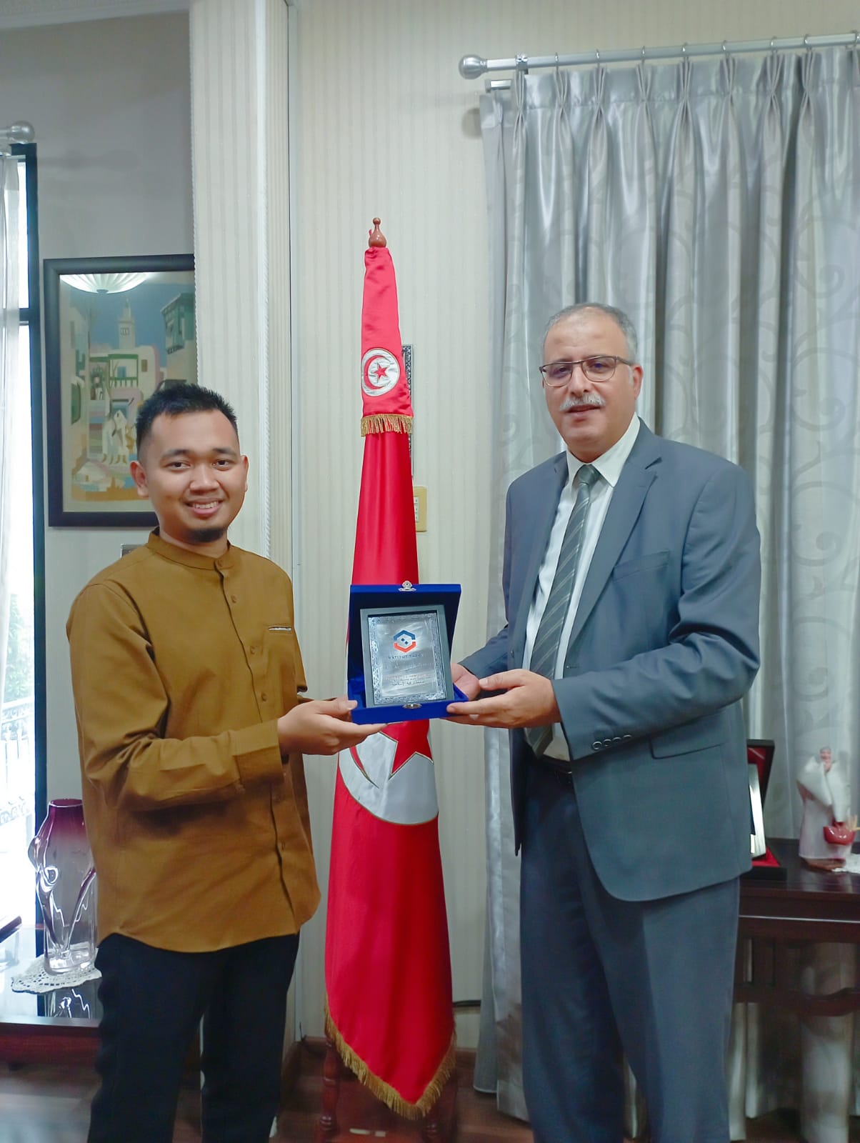 foto bareng tazkia tunisia