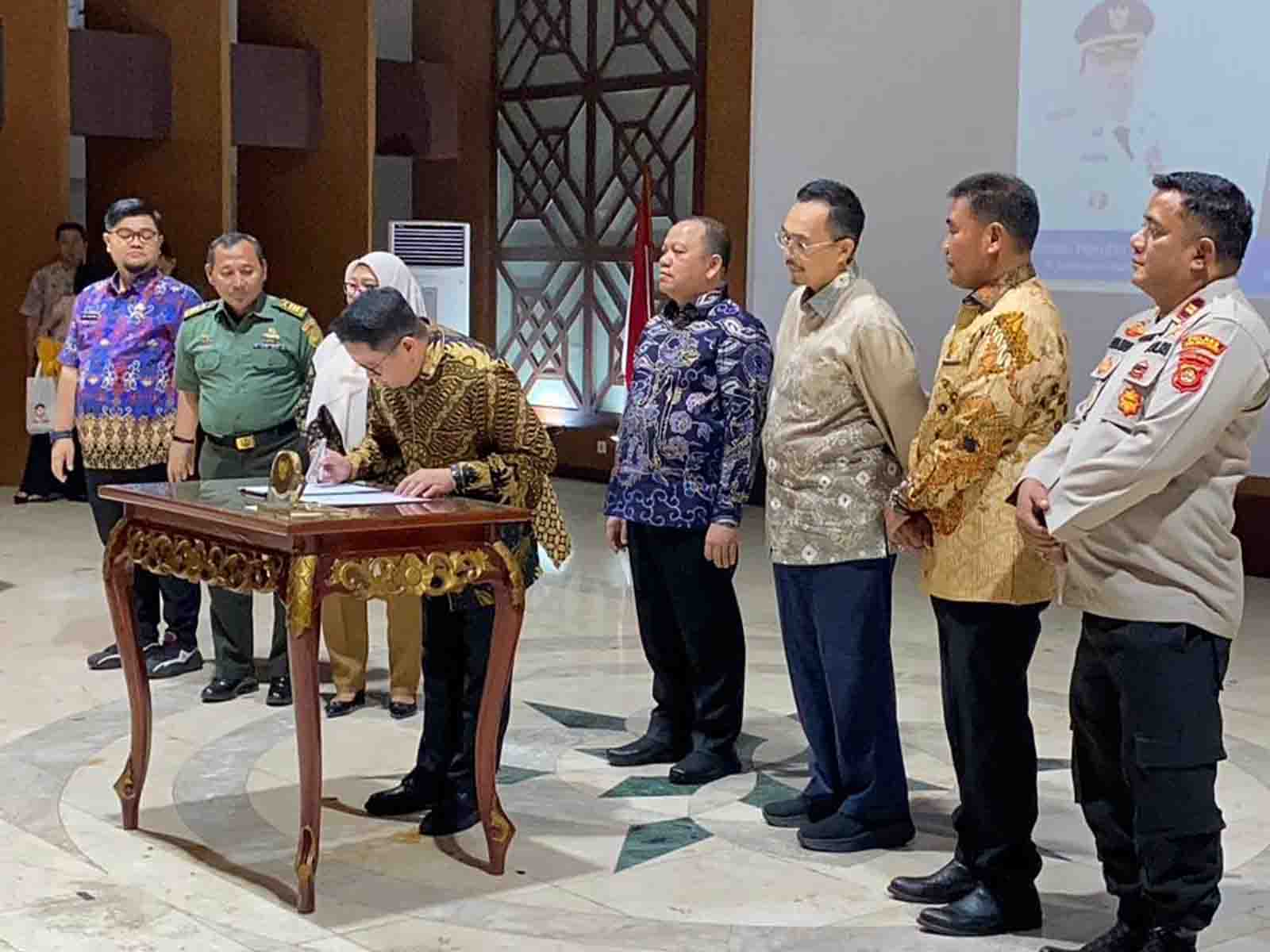Penandatanganan kesepakatan bersama mengenai Tri Dharma Perguruan Tinggi