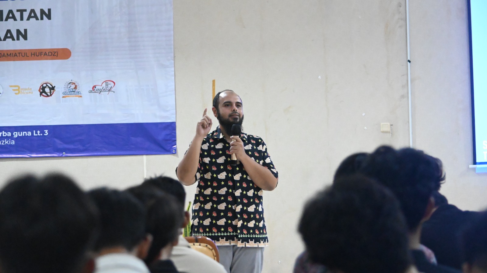 Yaser SDS Tazkia