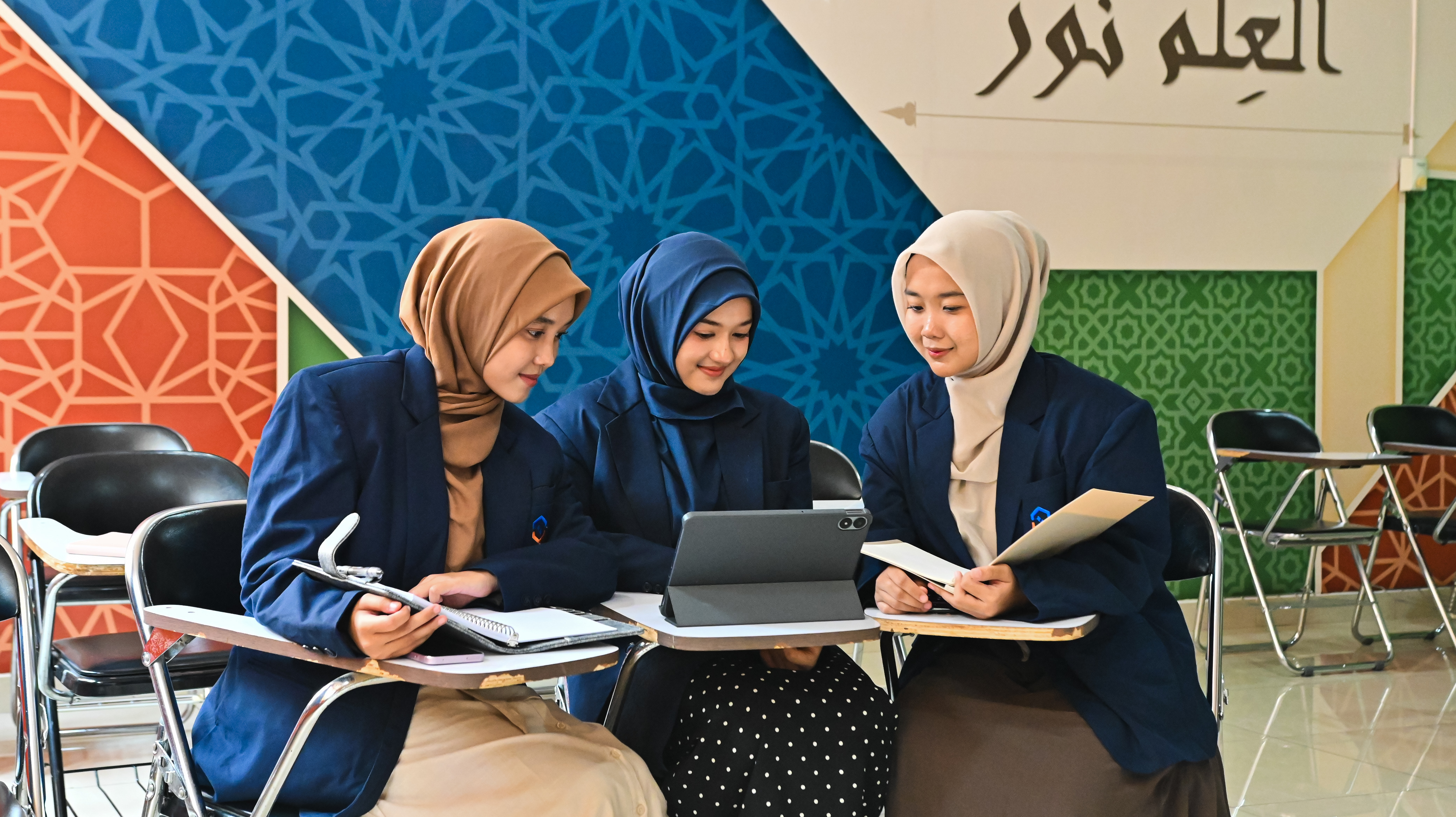 معتمدة بتقدير «جيد جدًا» من الهيئة الوطنية للاعتماد.